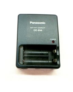 PANASONIC DE-894 DIGTIAL CAMERA BATTERY CHARGER GENUINE ORIGINAL NI-MH 1.5V 0.4A