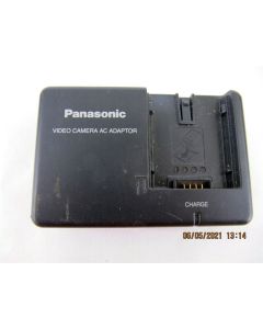 PANASONIC VSK0651 BATTERY CHARGER GENUINE AC ADAPTOR 7.9V 1.4A VIDEO CAMERA