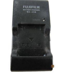 FUJIFILM BC-45B 4.2V DC 055A BATTERY CHARGER NP-45 BC-45 Genuine Original Black